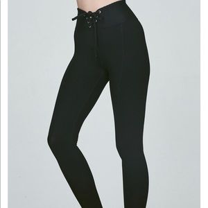 Year of Ours Ribbed Football Legging. Size Small.